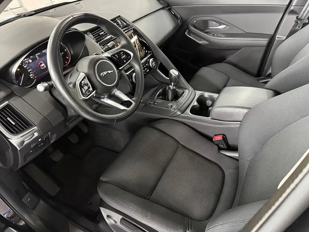 Jaguar E-Pace - Thumbnail 9