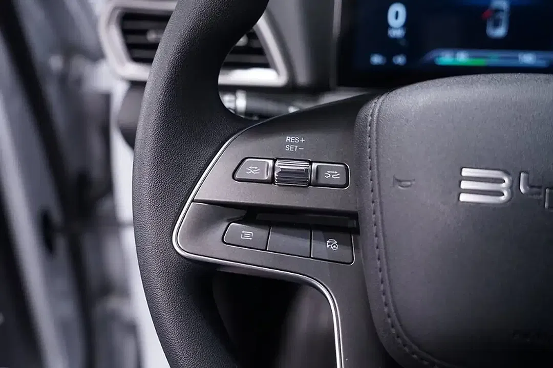 BYD Atto 2 EV Active - Thumbnail 9