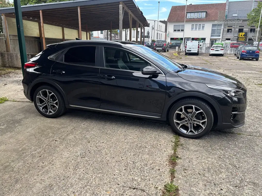 Kia XCeed Spirit - Thumbnail 5