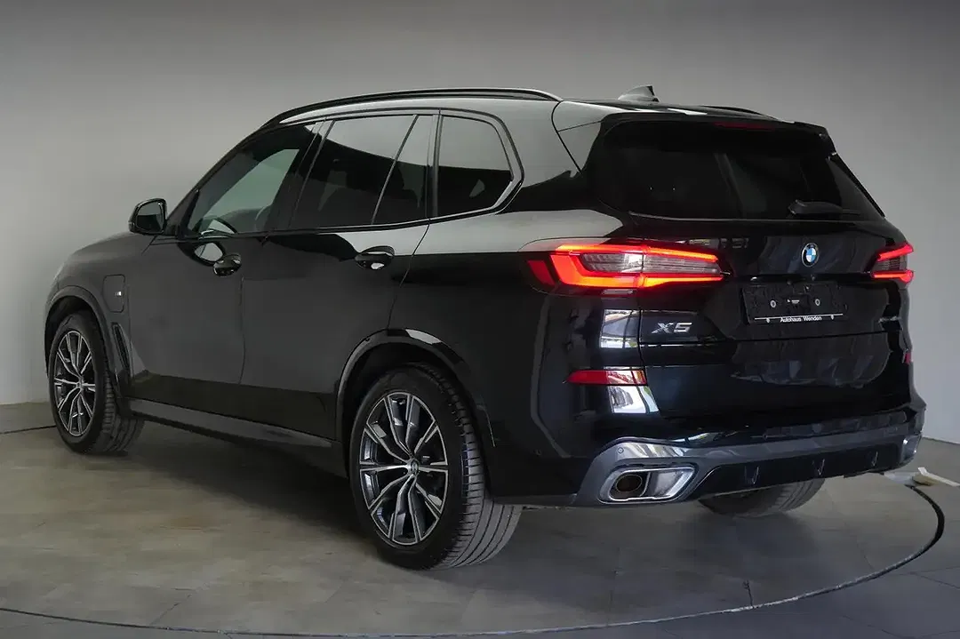 BMW X5 xDrive M Sport - Thumbnail 3