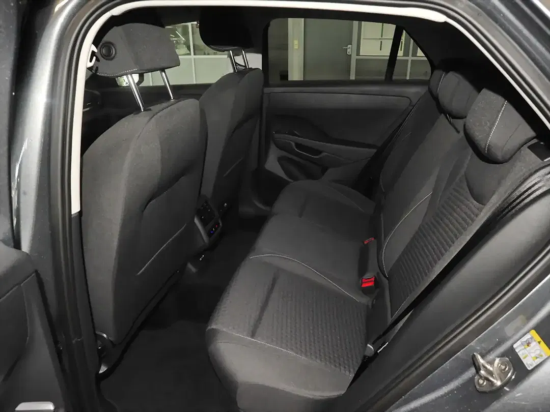 Volkswagen T-Roc 1.5 eTSI Life - Thumbnail 10