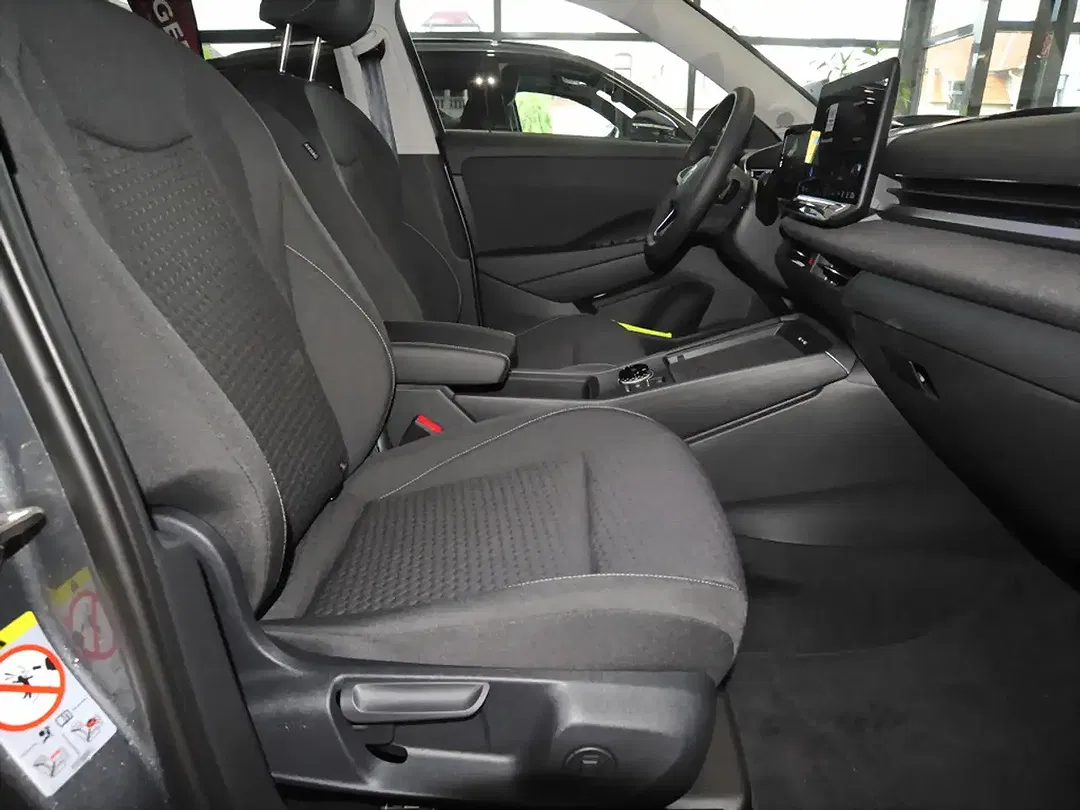 Volkswagen T-Roc 1.5 eTSI Life - Thumbnail 9