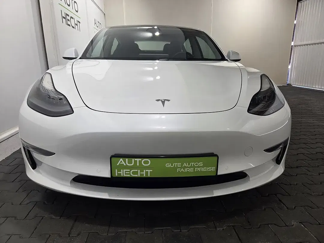 Tesla Model 3 Dual Motor Long Range - Thumbnail 5