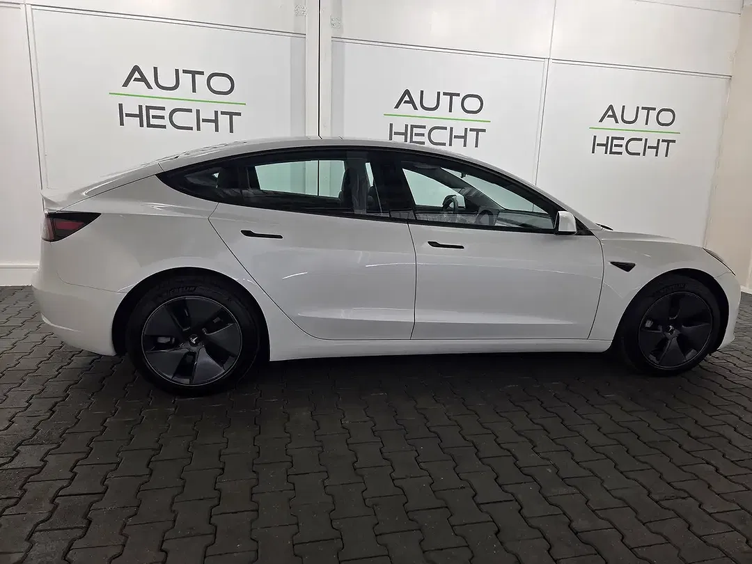 Tesla Model 3 Dual Motor Long Range - Thumbnail 8