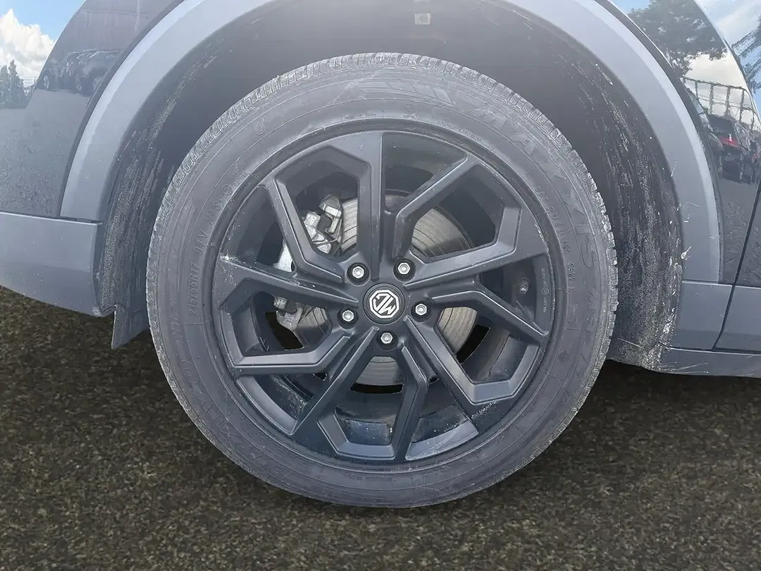 MG ZS EV Luxury - Thumbnail 7