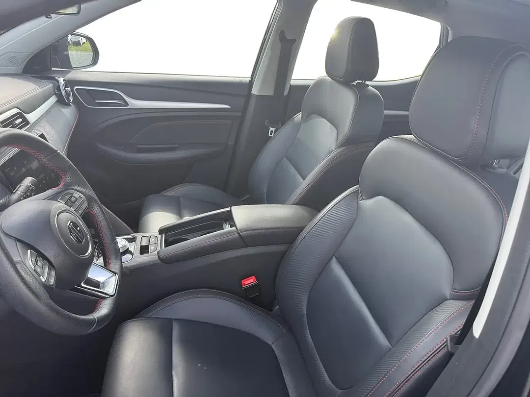 MG ZS EV Luxury - Thumbnail 8