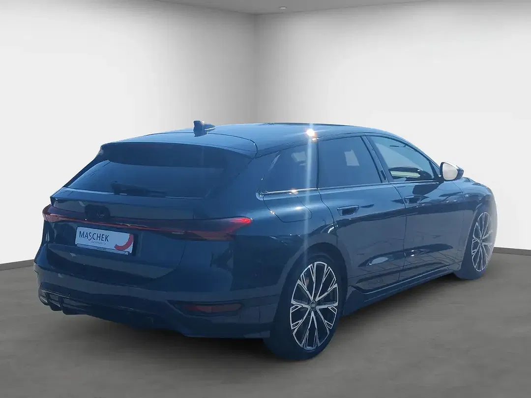 Audi A6 e-tron Avant S line - Thumbnail 5