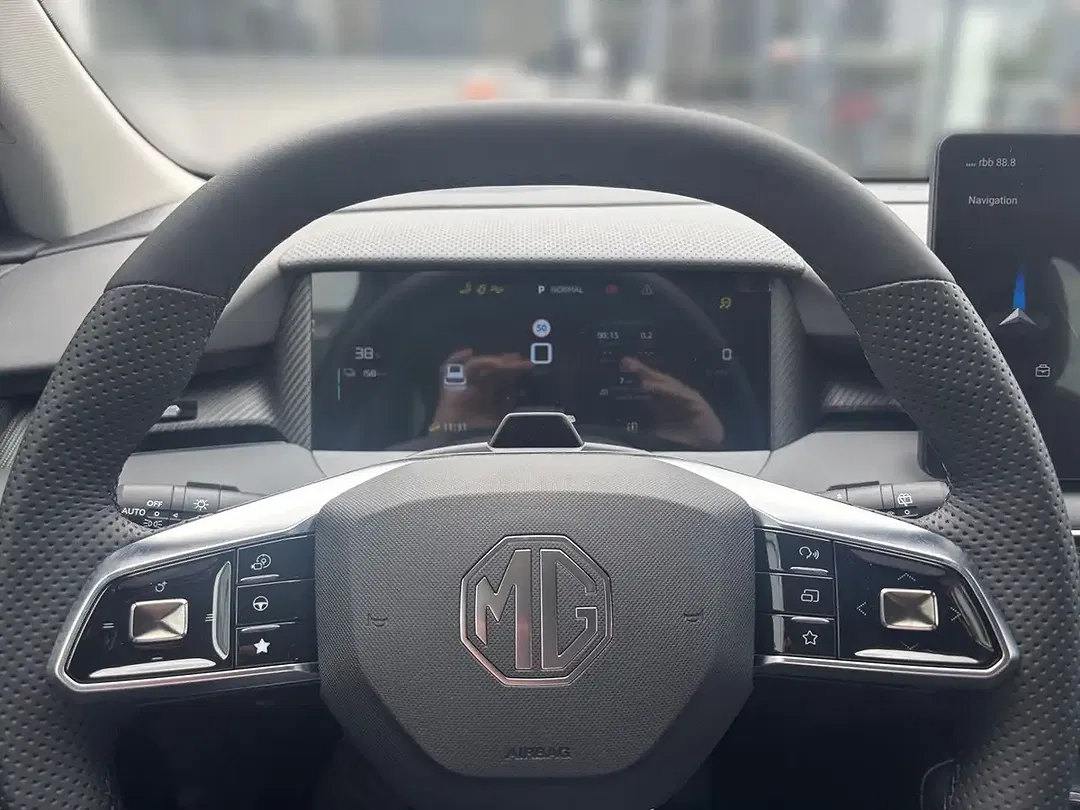 MG MGS5 EV Luxury Long Range - Thumbnail 8