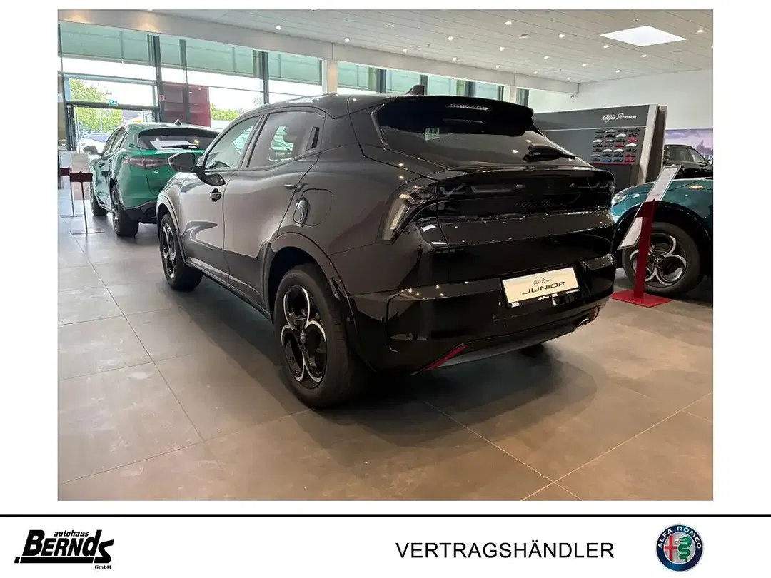 Alfa Romeo Junior 1.2 VGT Ibrida Ti - foto 2