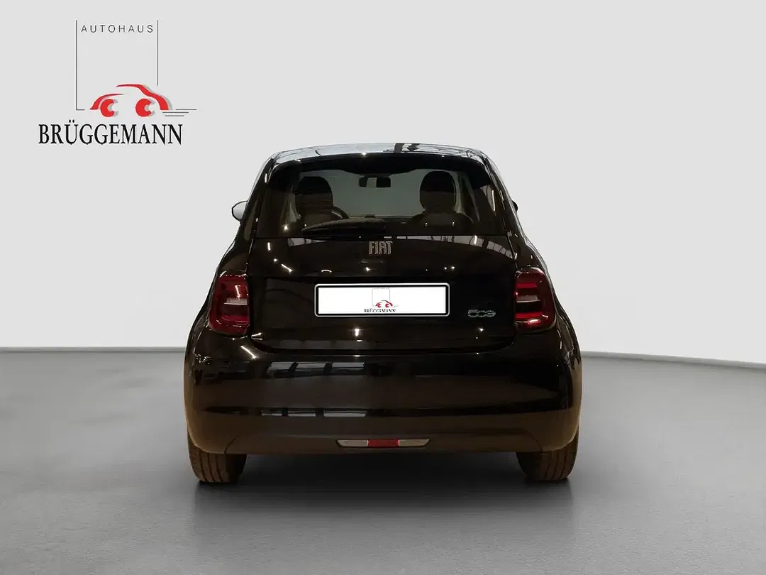 Fiat 500e Action - Thumbnail 5