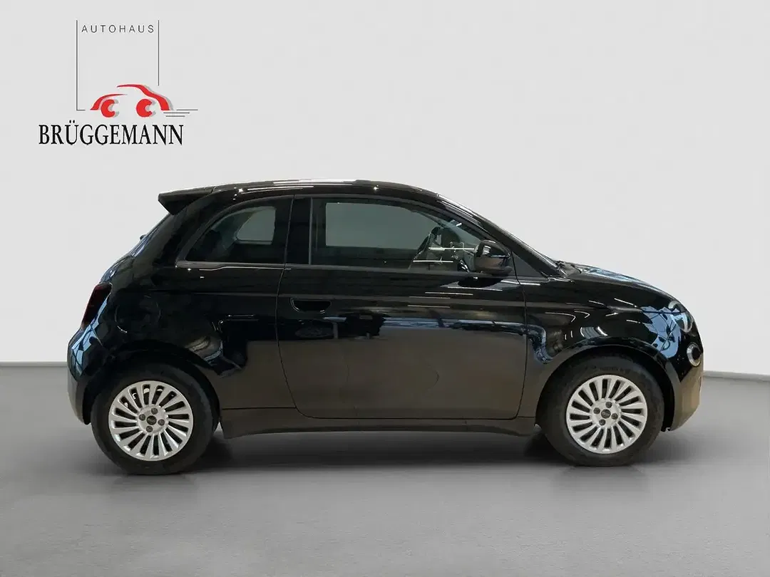 Fiat 500e Action - Thumbnail 7