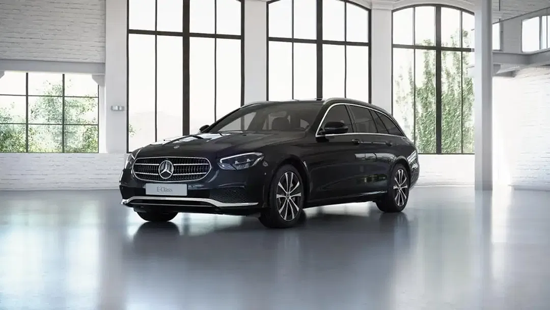 Mercedes-Benz E 300 - Thumbnail 1