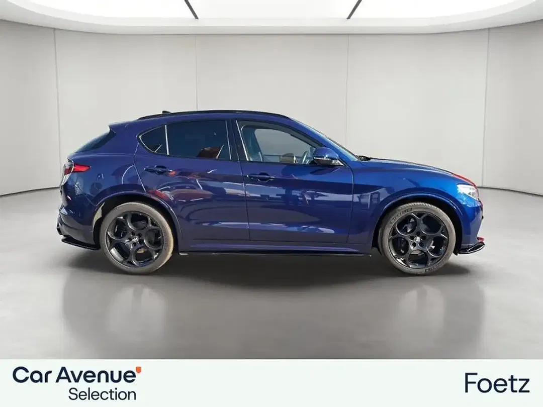 Alfa Romeo Stelvio Veloce - Thumbnail 5