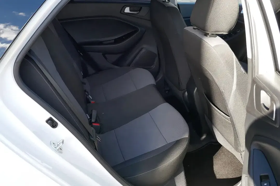 Hyundai i20 Active Trend - Thumbnail 9