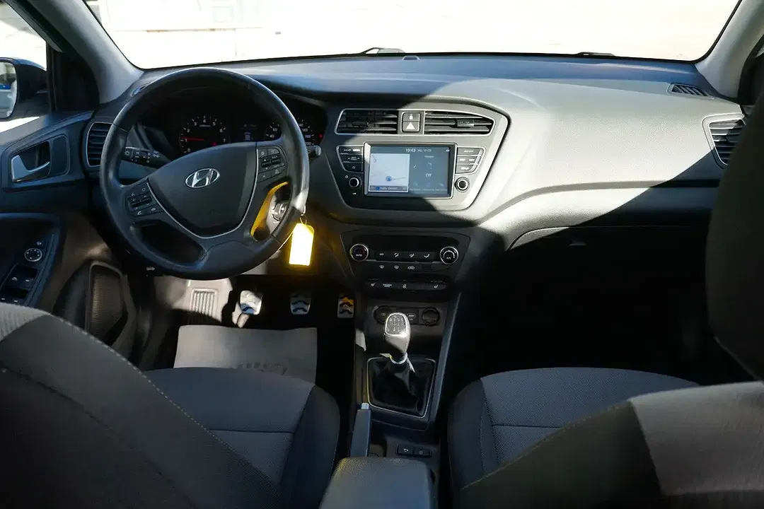 Hyundai i20 Active Trend - Thumbnail 10