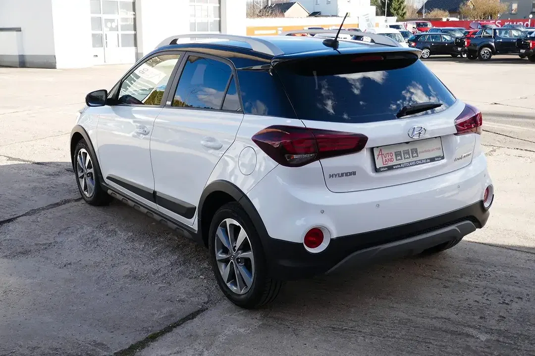 Hyundai i20 Active Trend - Thumbnail 4