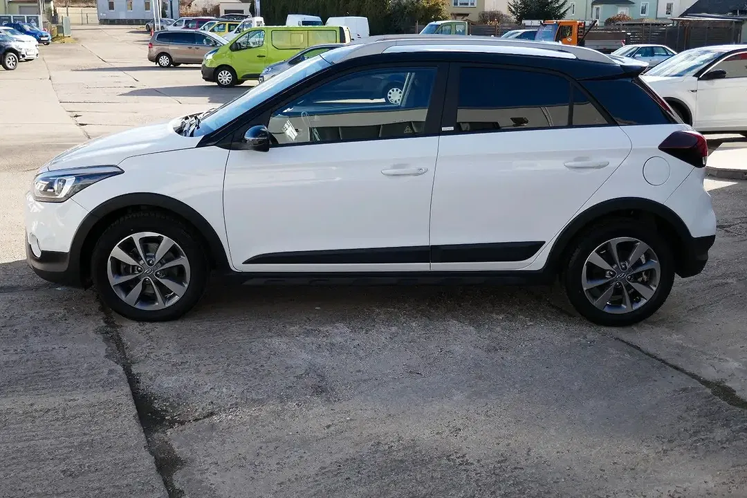 Hyundai i20 Active Trend - Thumbnail 5