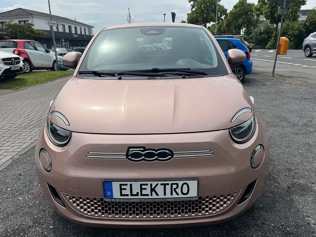 Fiat 500e Icon - Thumbnail 4