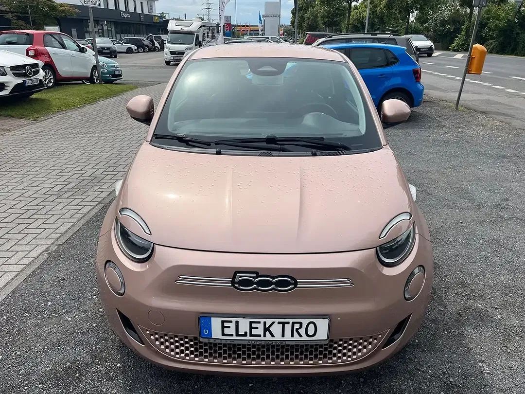 Fiat 500e Icon - Thumbnail 5