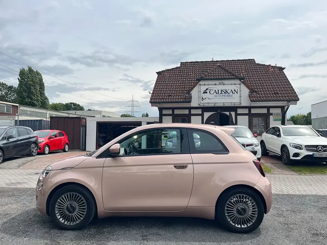 Fiat 500e Icon - Thumbnail 6