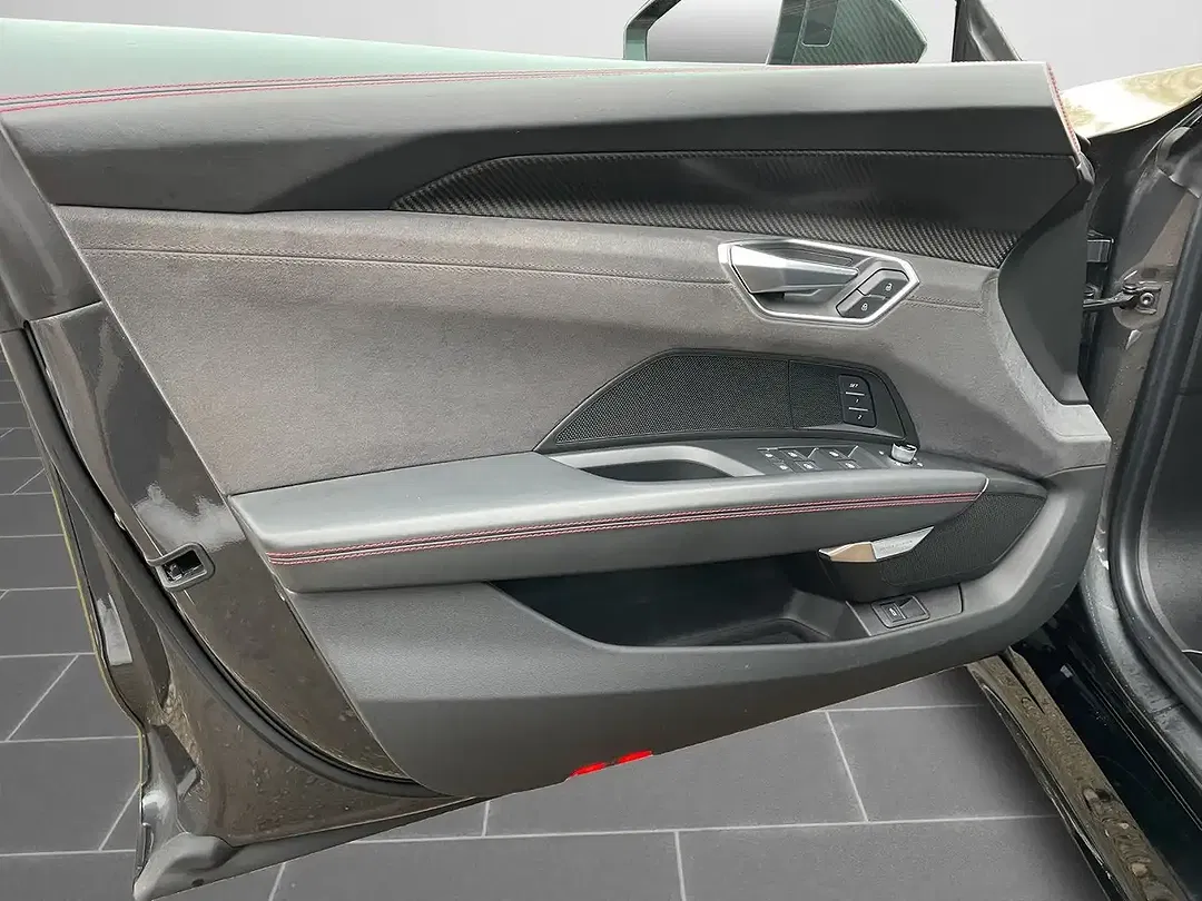 Audi RS e-tron GT Matrix LED - Thumbnail 14