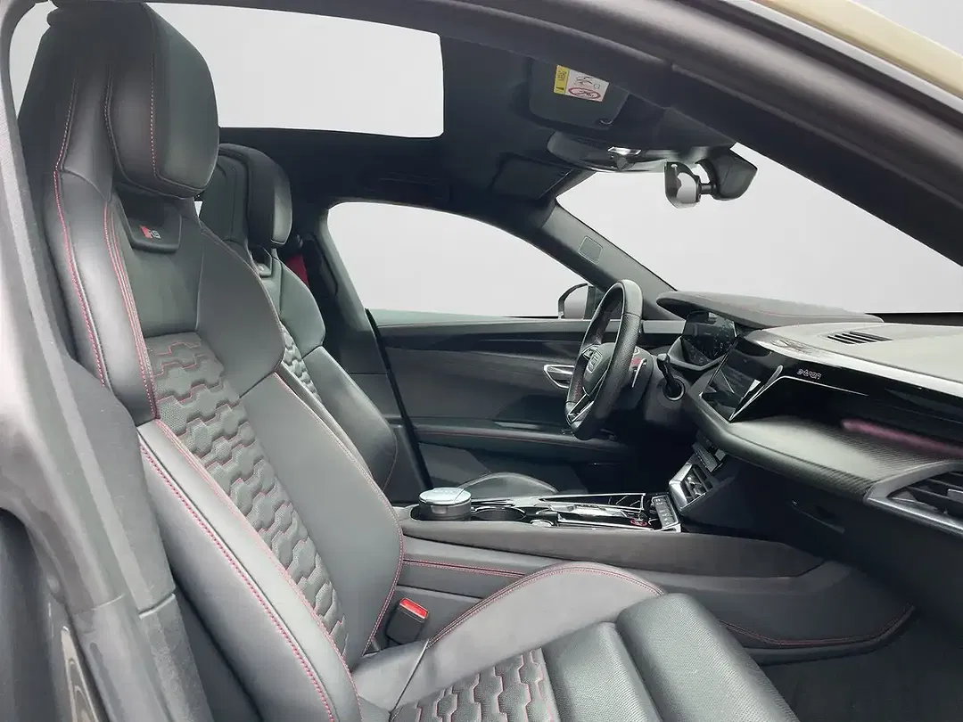 Audi RS e-tron GT Matrix LED - Thumbnail 5