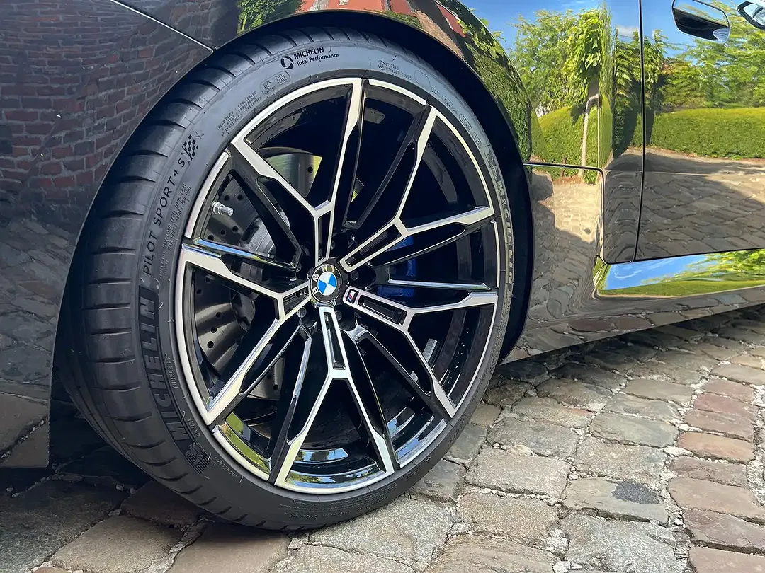 BMW M2 - Thumbnail 10