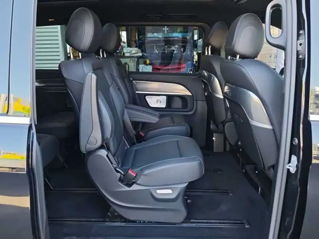 Mercedes-Benz V 300 AIRMATIC Exclusive - Thumbnail 10
