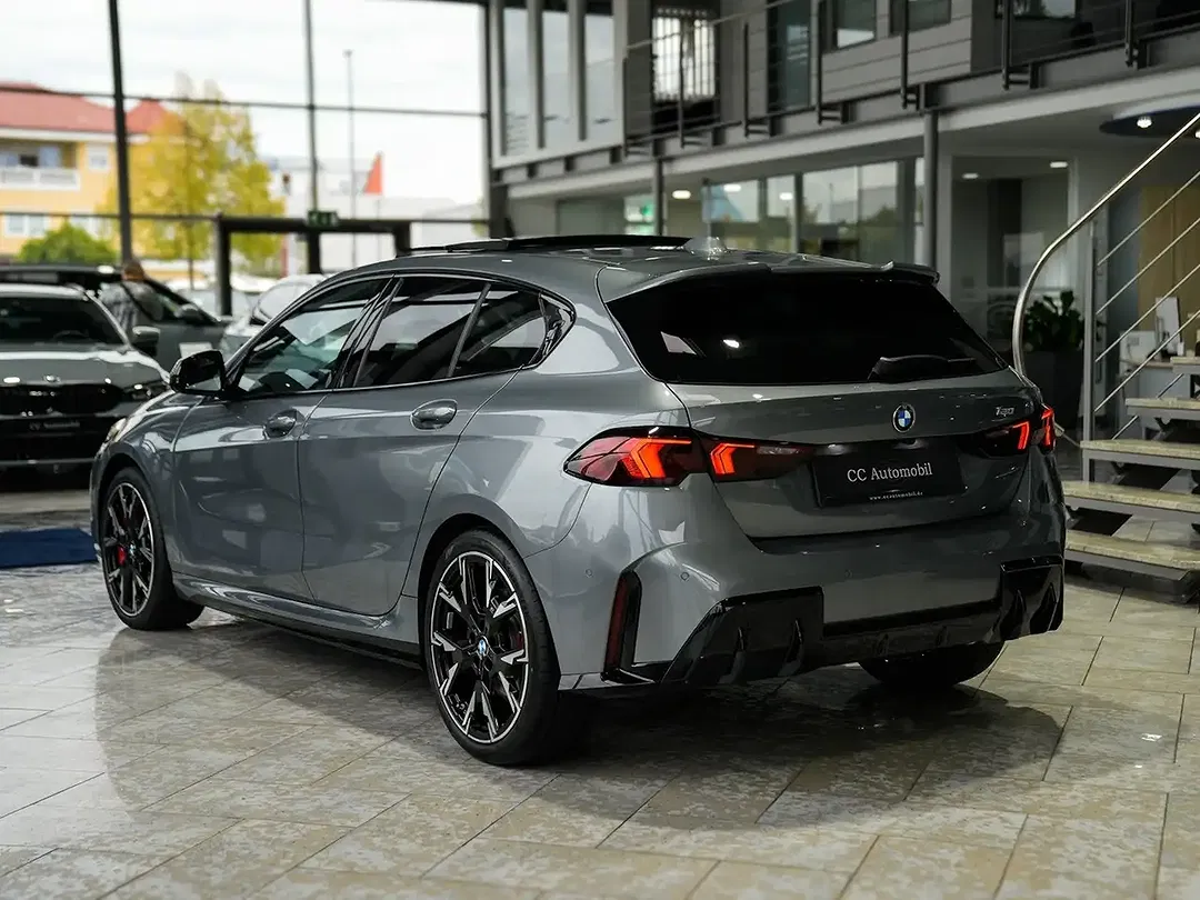 BMW 120 M Sport Pro - Thumbnail 9