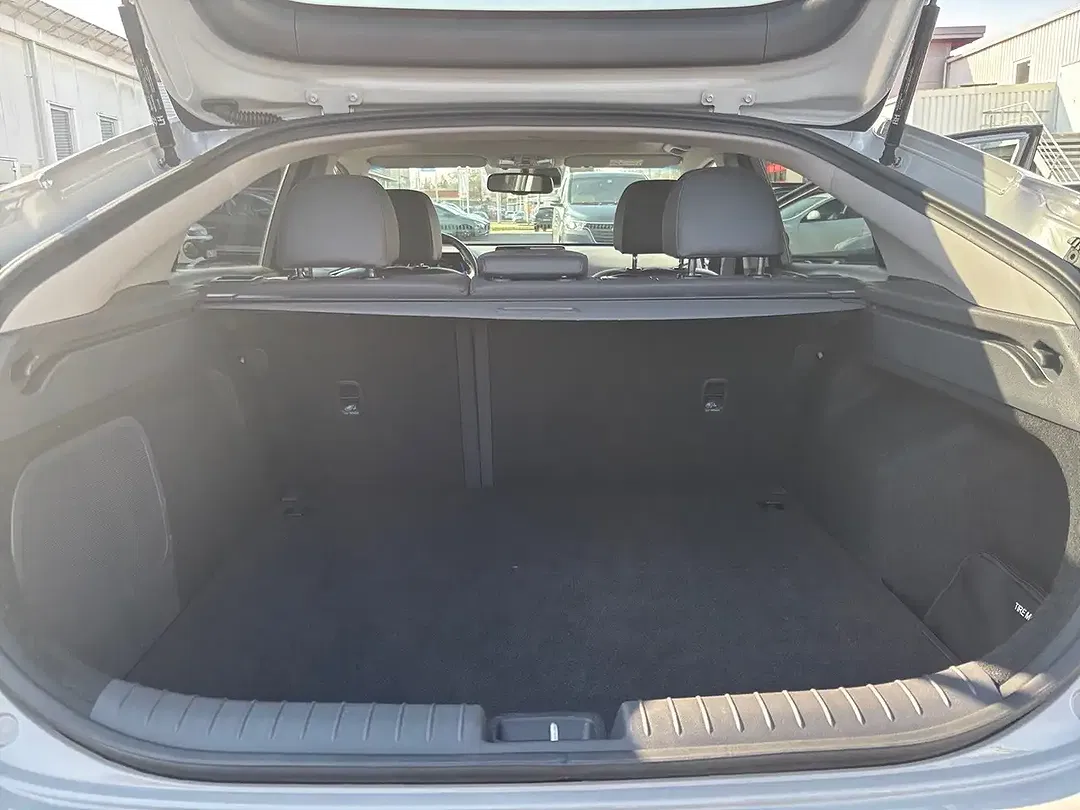 Hyundai IONIQ - Thumbnail 12