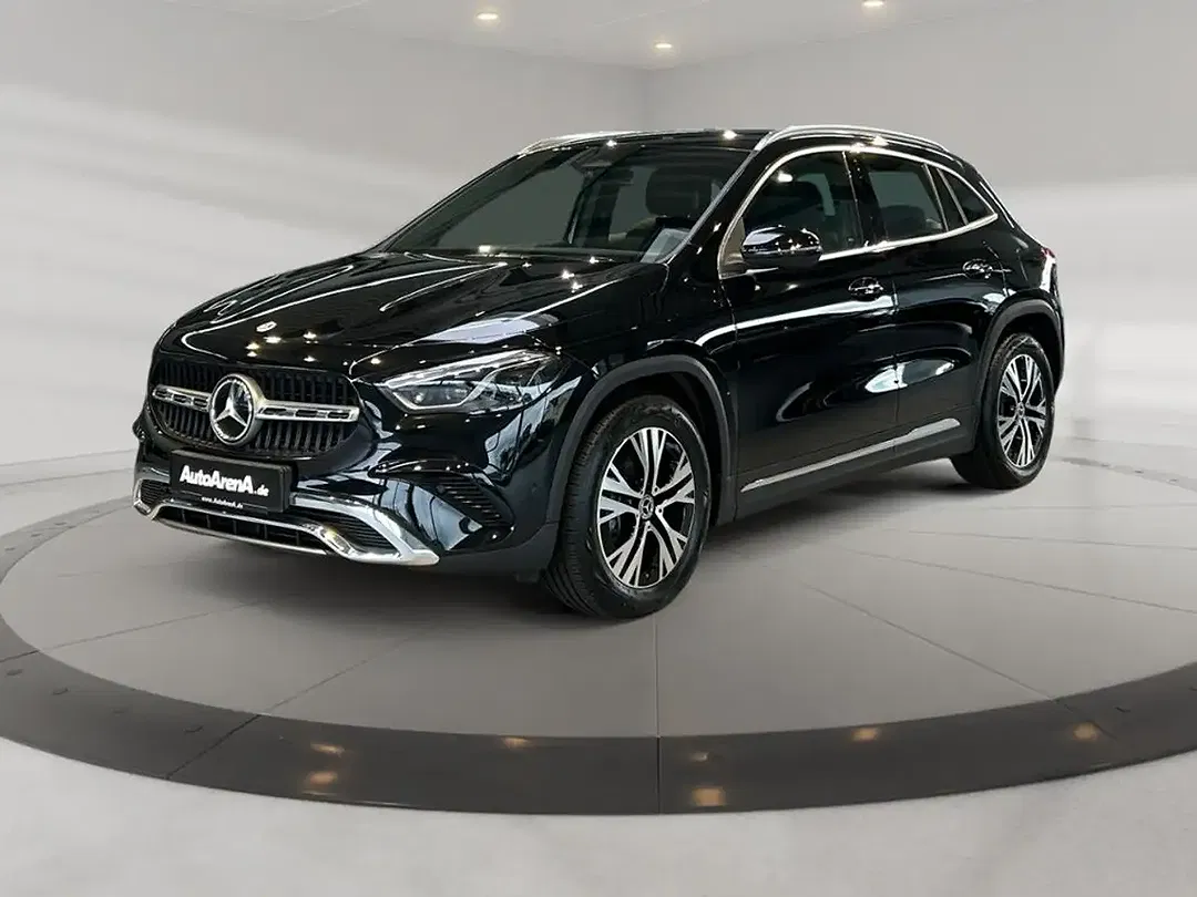 Mercedes-Benz GLA 200 MBUX Progressive - foto 1
