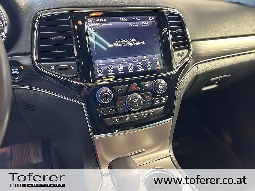 Jeep Grand Cherokee - Thumbnail 11