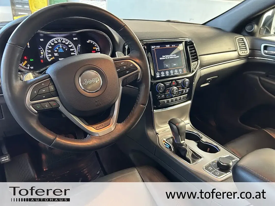 Jeep Grand Cherokee - Thumbnail 9