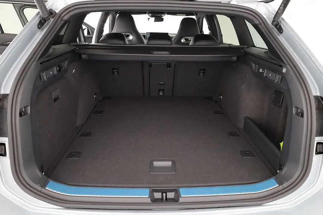 Volkswagen Passat Variant TDI DSG 4Motion R-Line Black - Thumbnail 13