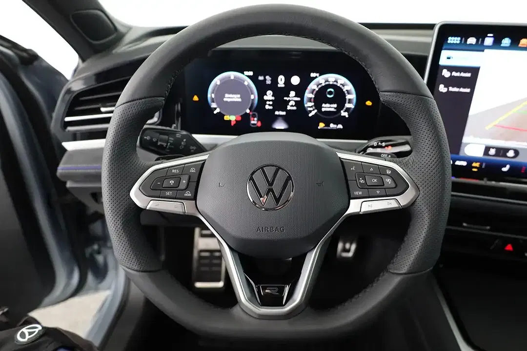 Volkswagen Passat Variant TDI DSG 4Motion R-Line Black - Thumbnail 8