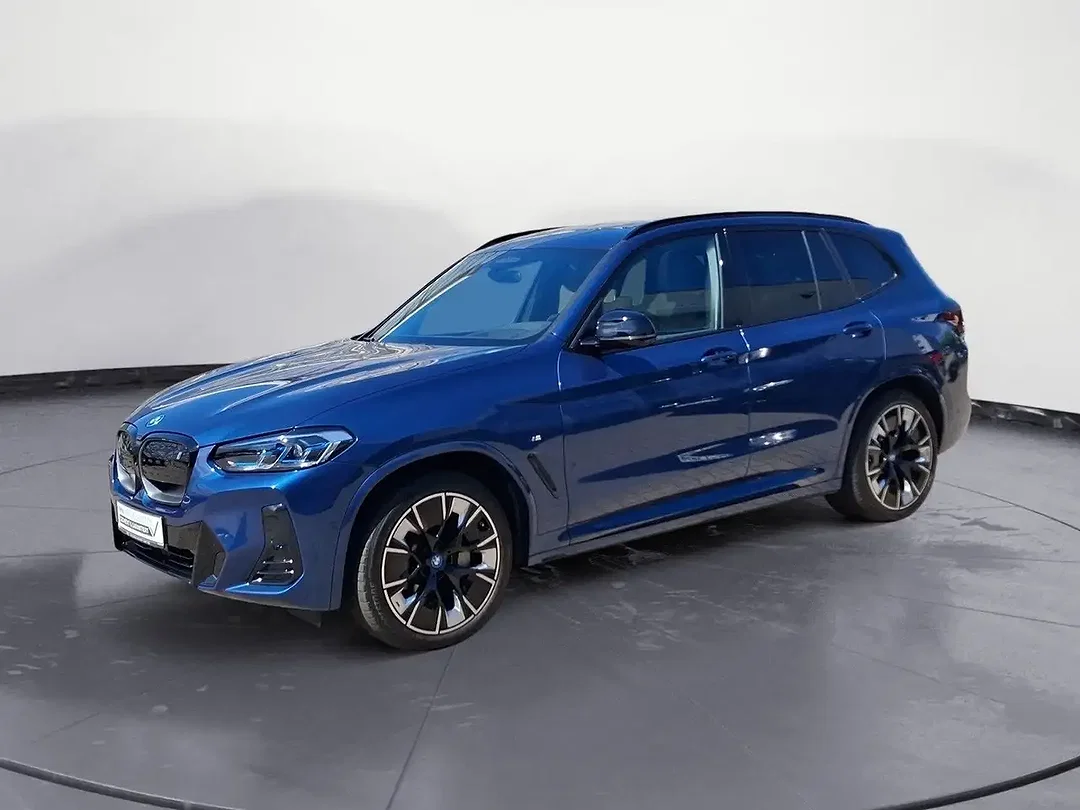 BMW iX3 - Afbeelding 1