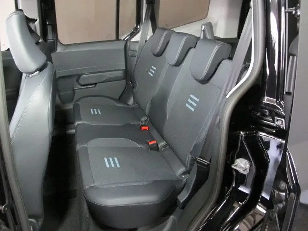 Ford Tourneo Courier Active - Thumbnail 12