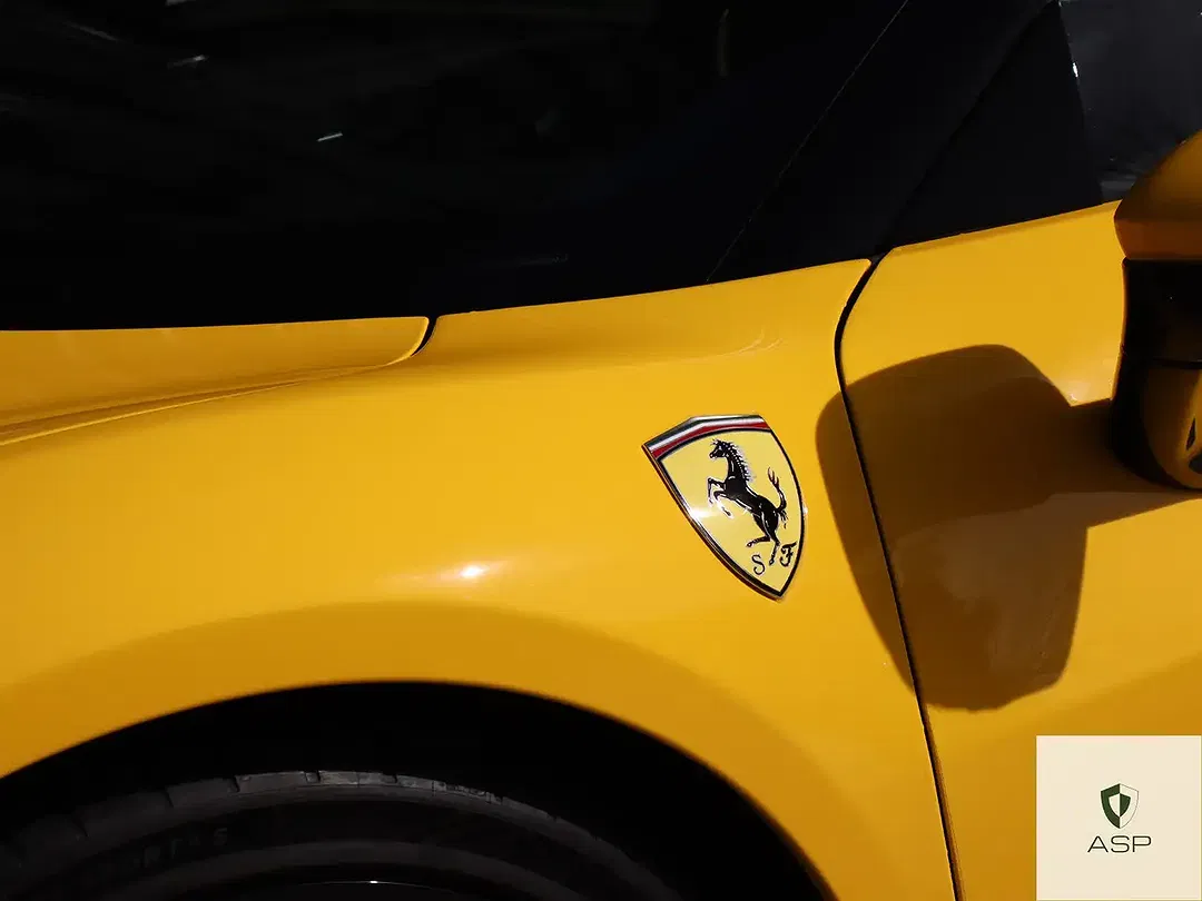 Ferrari 296 GTS - Thumbnail 8
