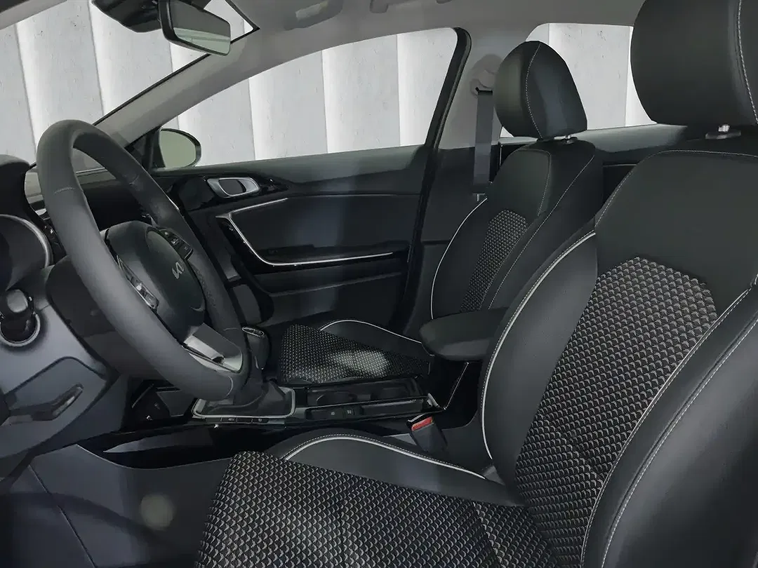 Kia XCeed 1.5 T-GDI Vision - Thumbnail 10