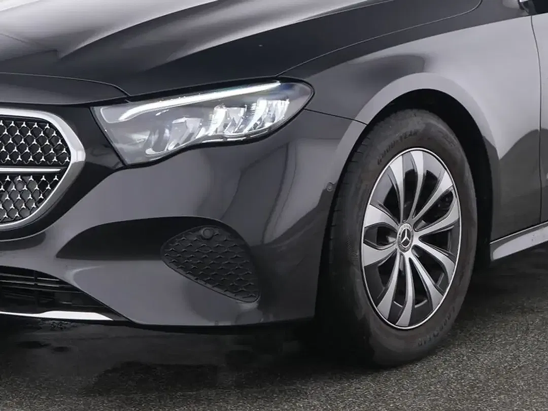 Mercedes-Benz E 220 Avantgarde Advanced - Thumbnail 2