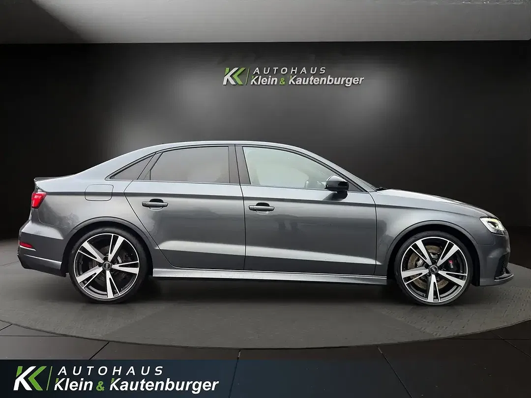 Audi RS3 2.5 TFSI quattro RS - Thumbnail 4