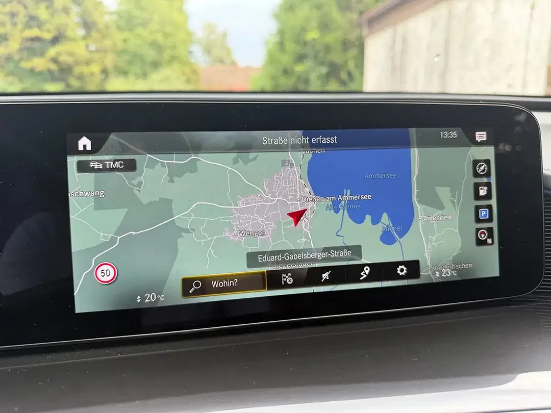 Mercedes-Benz EQC 400 4MATIC - Thumbnail 12