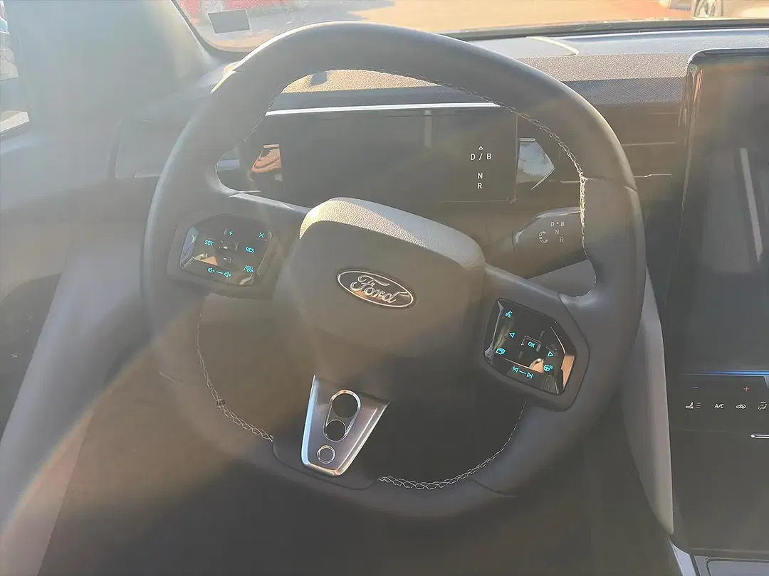 Ford Capri Extended Range EV - Thumbnail 6