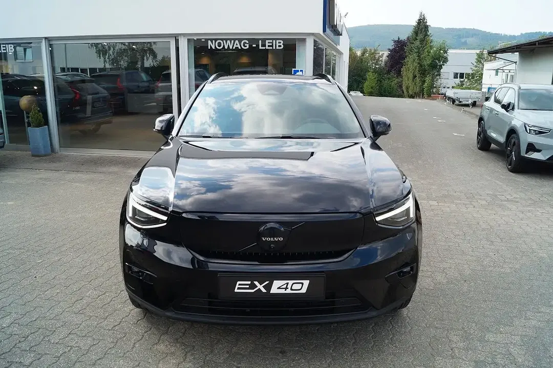 Volvo EX40 AUT AWD Plus Black Edition - foto 1