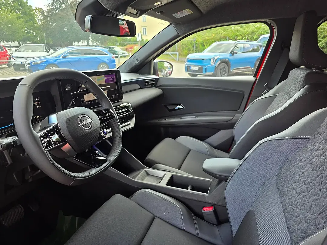 Nissan Micra - Thumbnail 8