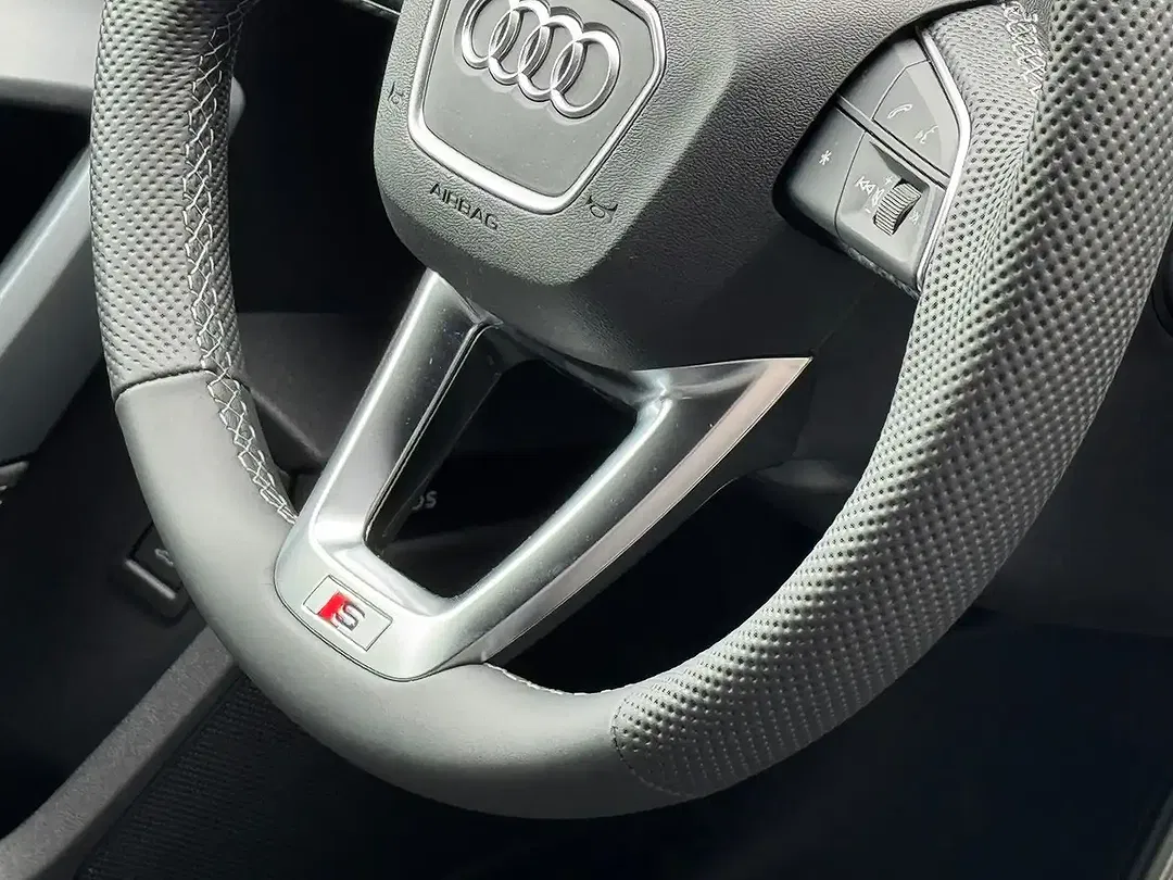 Audi A3 TFSI quattro Matrix LED - Thumbnail 9