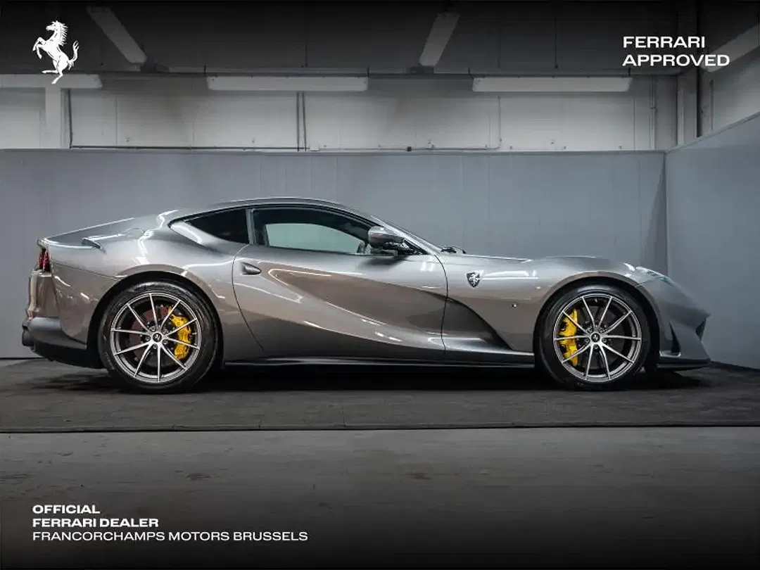 Ferrari 812 Superfast - foto 2
