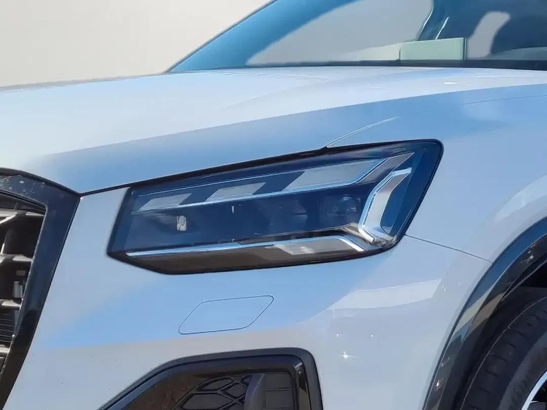 Audi Q2 35 TFSI S tronic S line - Thumbnail 7