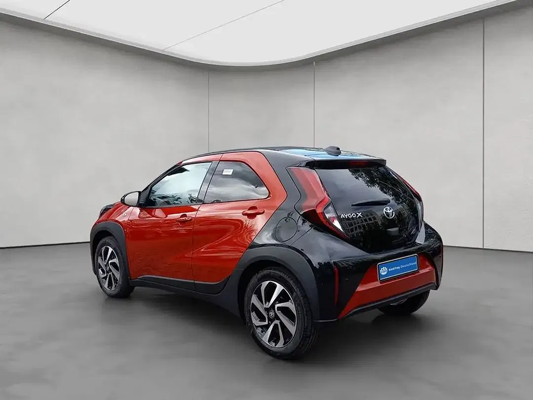 Toyota Aygo X Air Teamplayer - Thumbnail 3