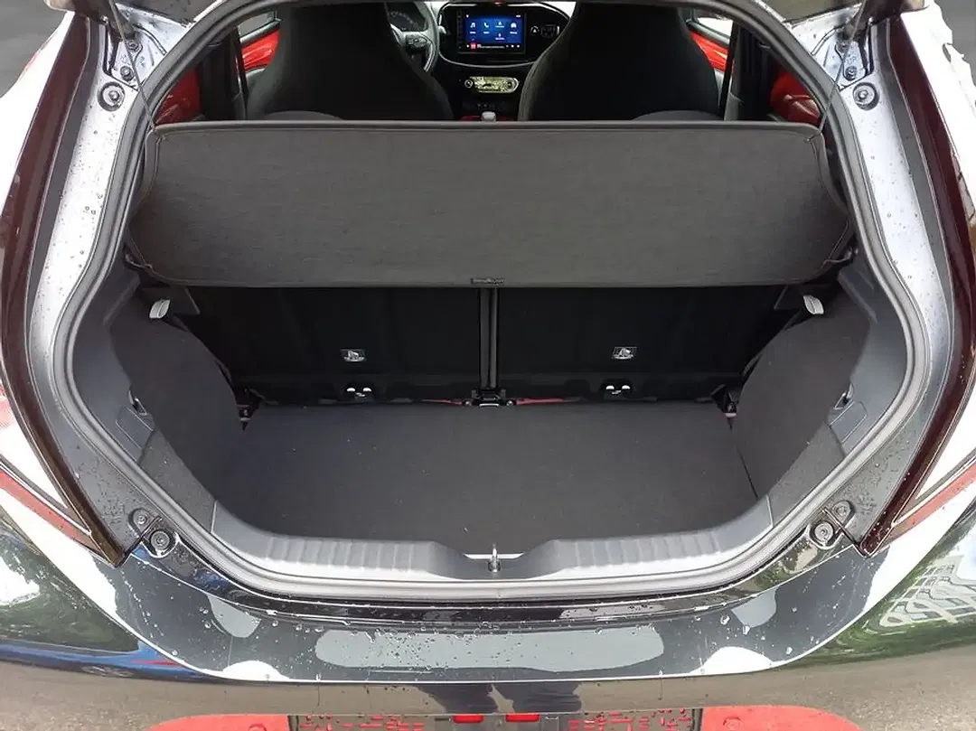 Toyota Aygo X Air Teamplayer - Thumbnail 4